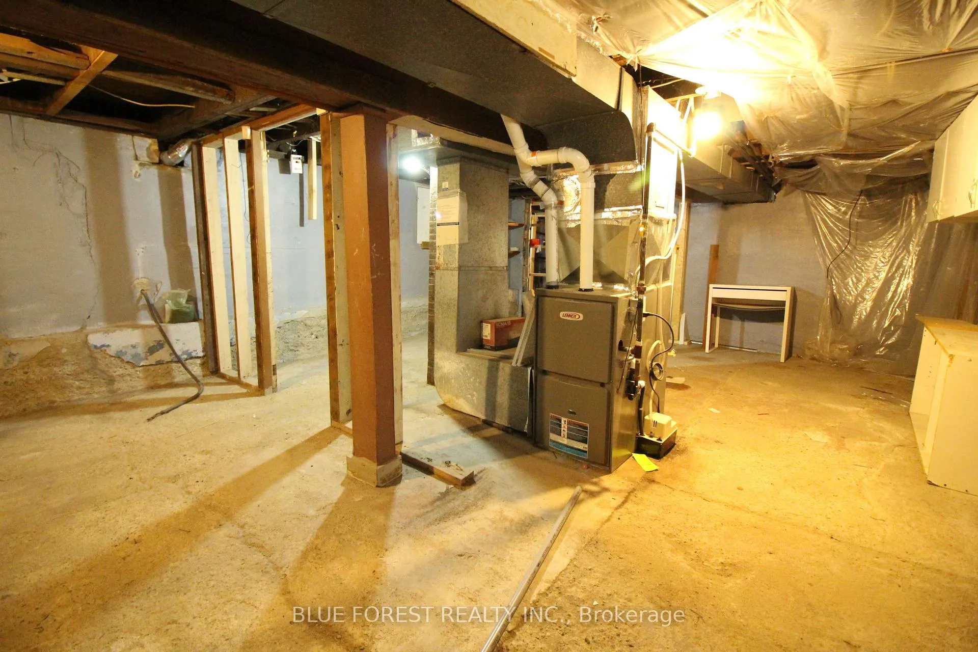 Photo 17 of 175 Davis Street, Sarnia — HOMEH