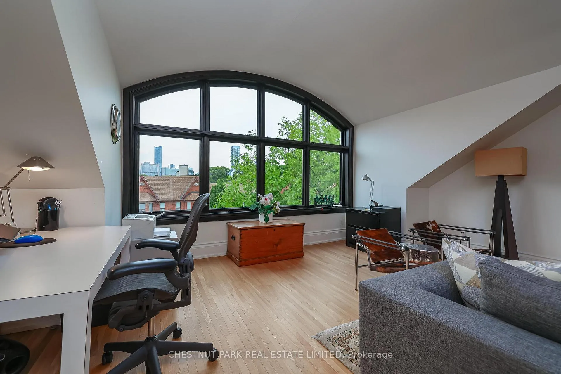 Photo 30 of 82 Bellevue Avenue, Toronto, Kensington-Chinatown — HOMEH
