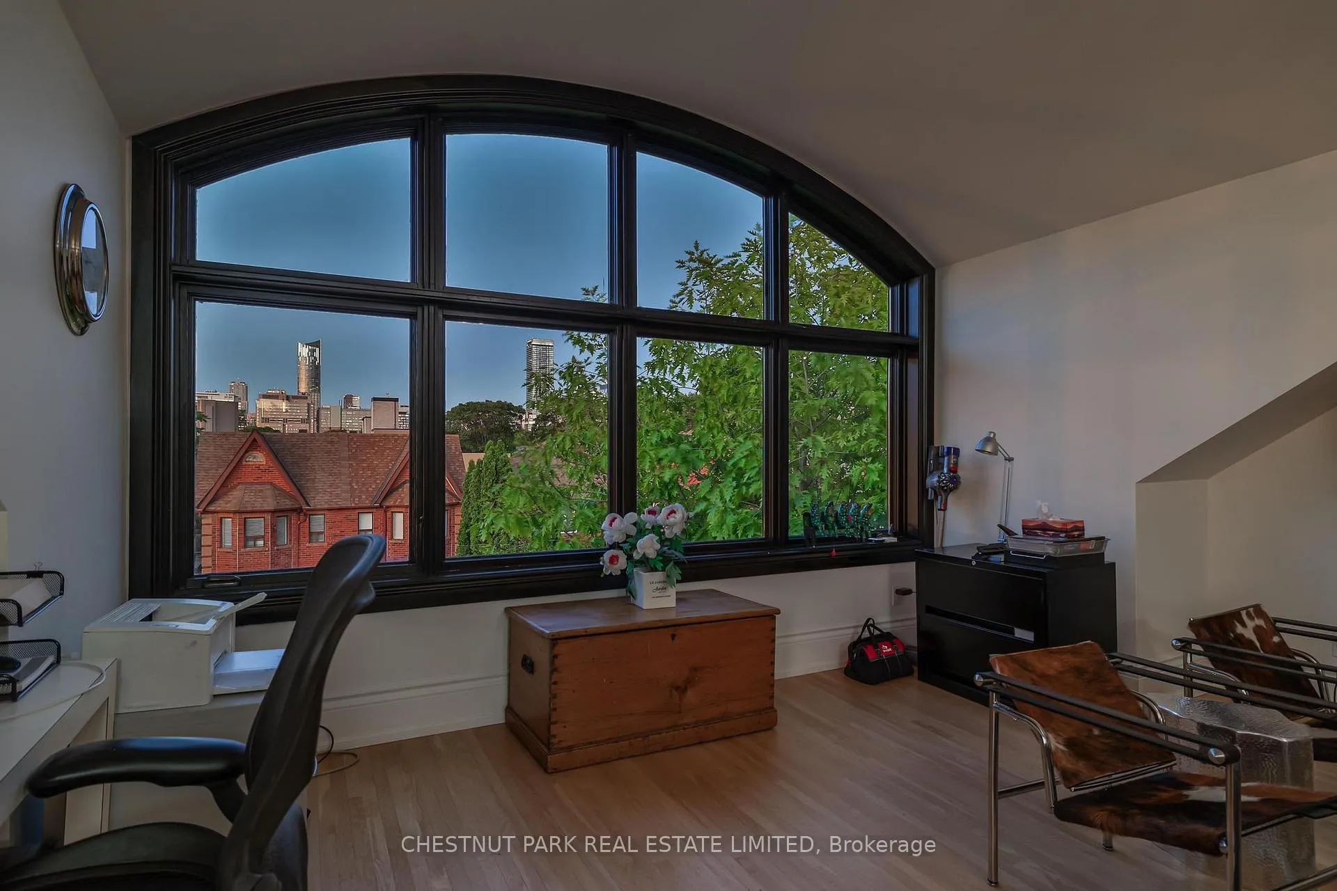Photo 31 of 82 Bellevue Avenue, Toronto, Kensington-Chinatown — HOMEH