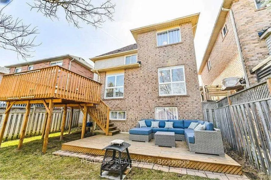 Photo 19 of 2380 Guildstone Crescent, Oakville, West Oak Trails — HOMEH