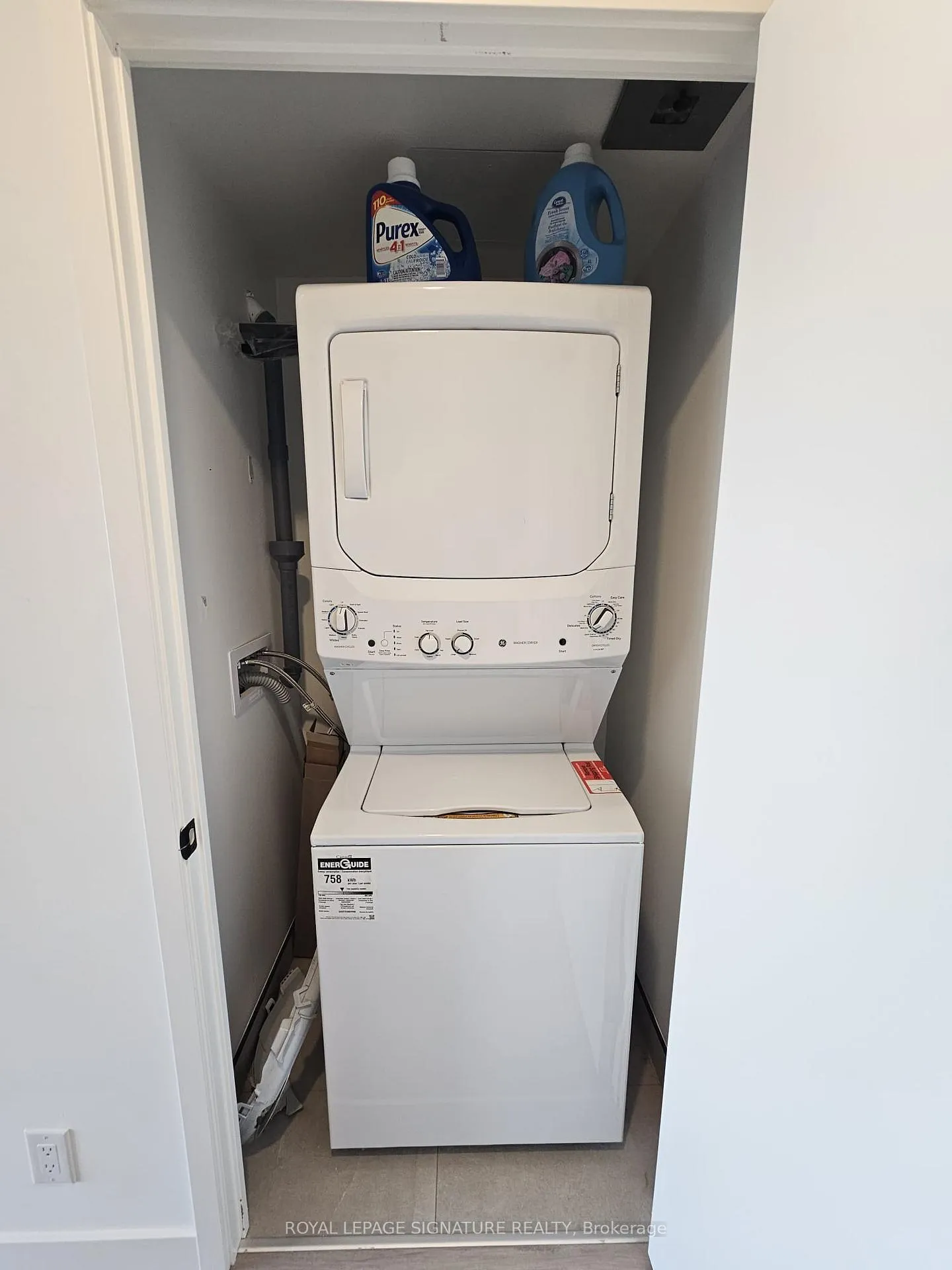 Photo 5 of Unit 913, 1050 Eastern Avenue, Toronto, Greenwood-Coxwell — HOMEH