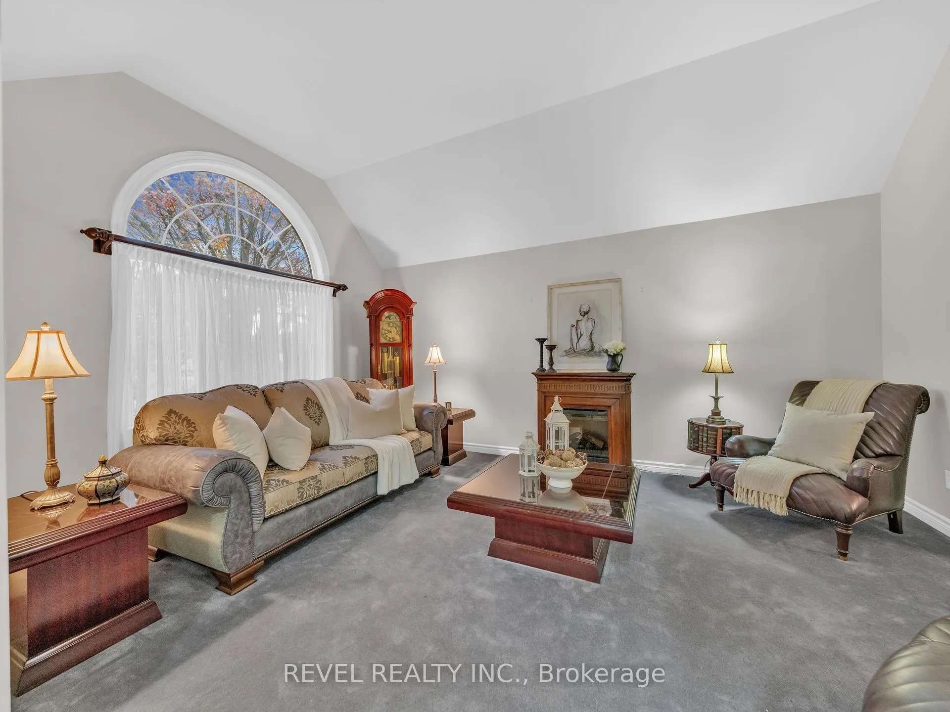 Photo 6 of 11 Cramar Crescent, Chatham-Kent, SW — HOMEH