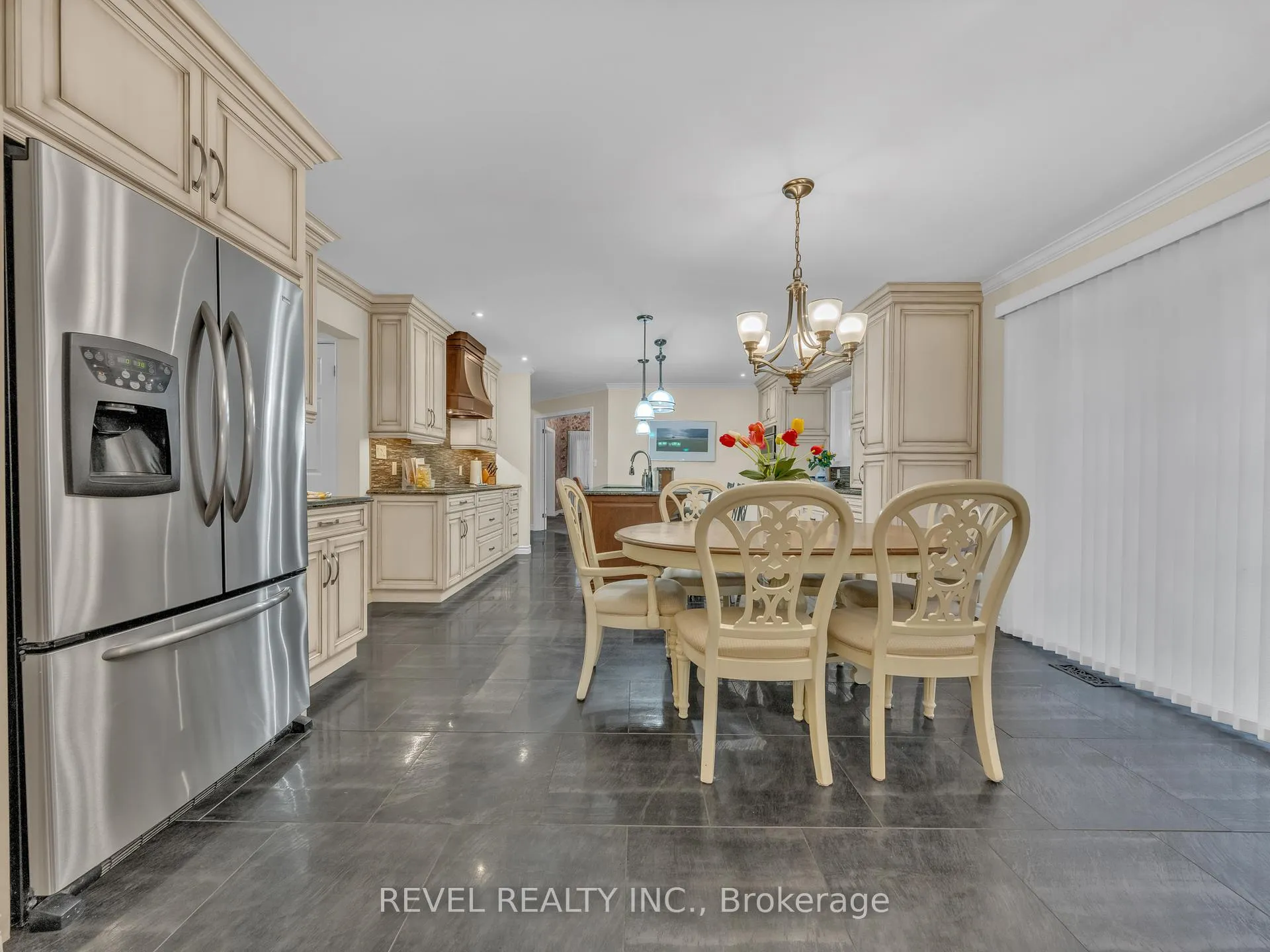 Photo 15 of 11 Cramar Crescent, Chatham-Kent, SW — HOMEH