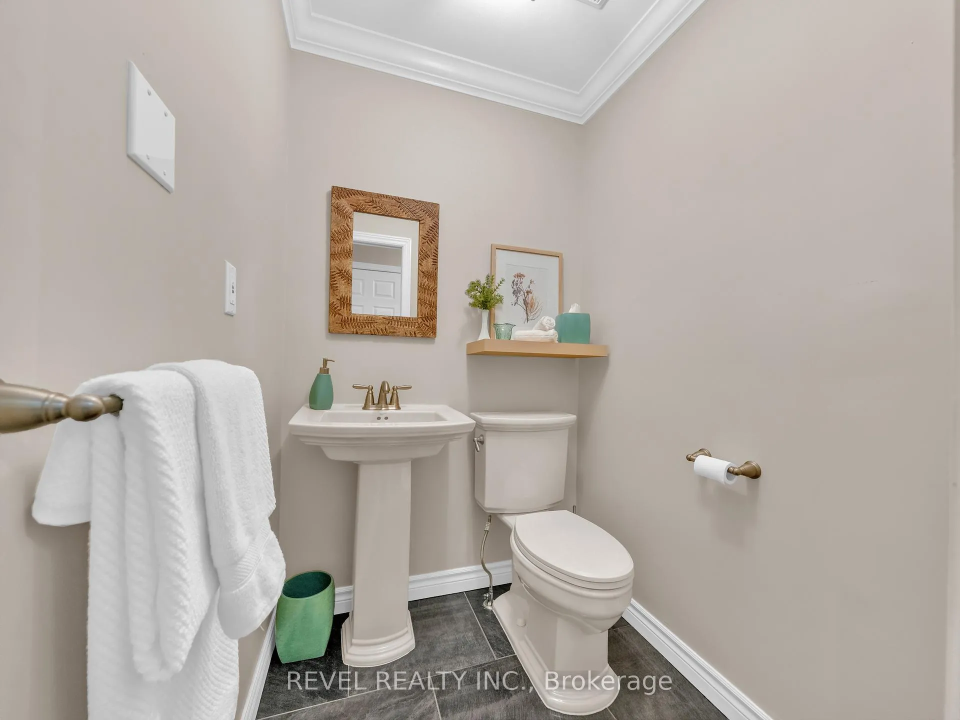 Photo 20 of 11 Cramar Crescent, Chatham-Kent, SW — HOMEH