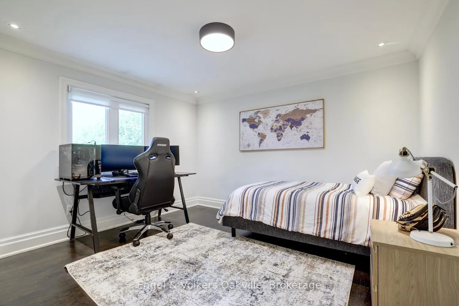 Photo 21 of 266 Mohawk Road, Oakville, Bronte — HOMEH