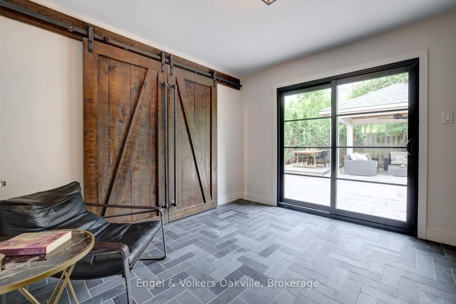 Photo 27 of 266 Mohawk Road, Oakville, Bronte — HOMEH