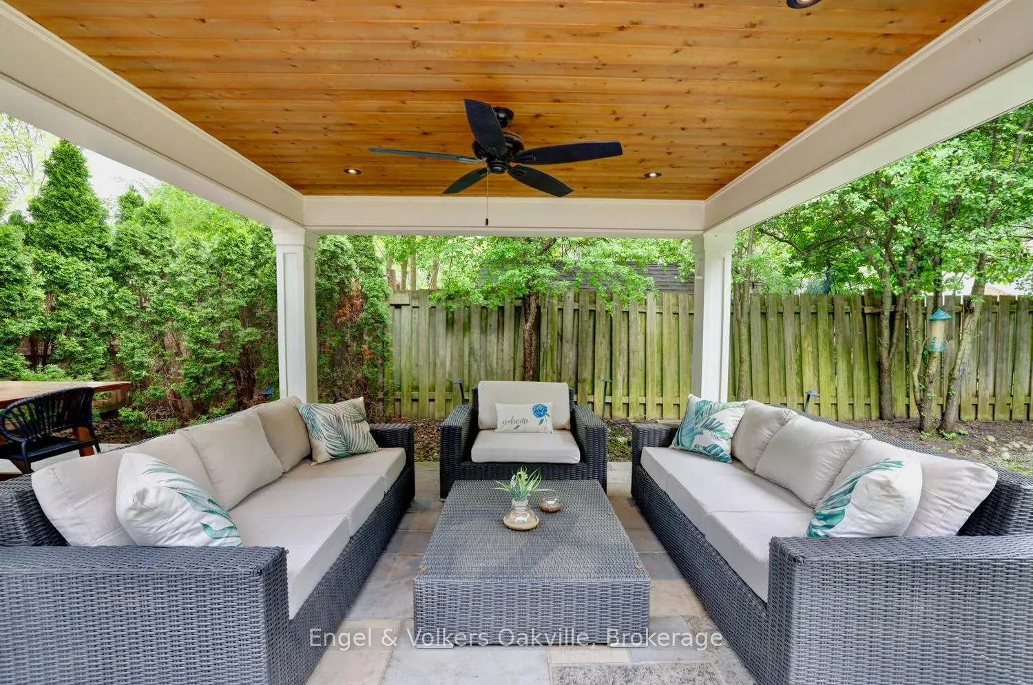 Photo 36 of 266 Mohawk Road, Oakville, Bronte — HOMEH