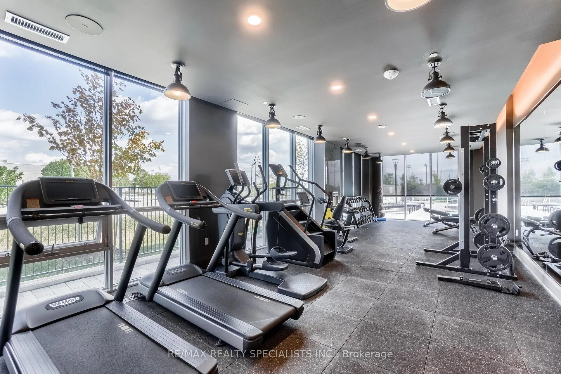 Photo 19 of Unit 405, 1050 Main Street E, Milton, Dempsey — HOMEH
