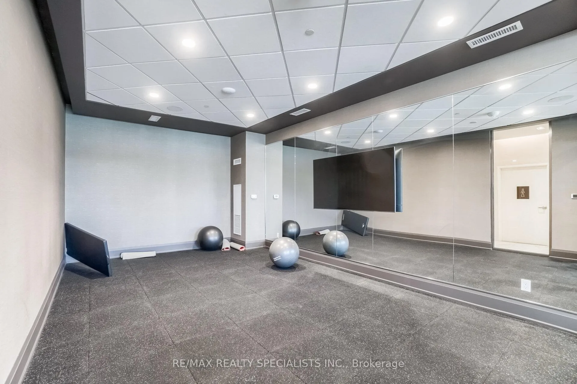 Photo 20 of Unit 405, 1050 Main Street E, Milton, Dempsey — HOMEH