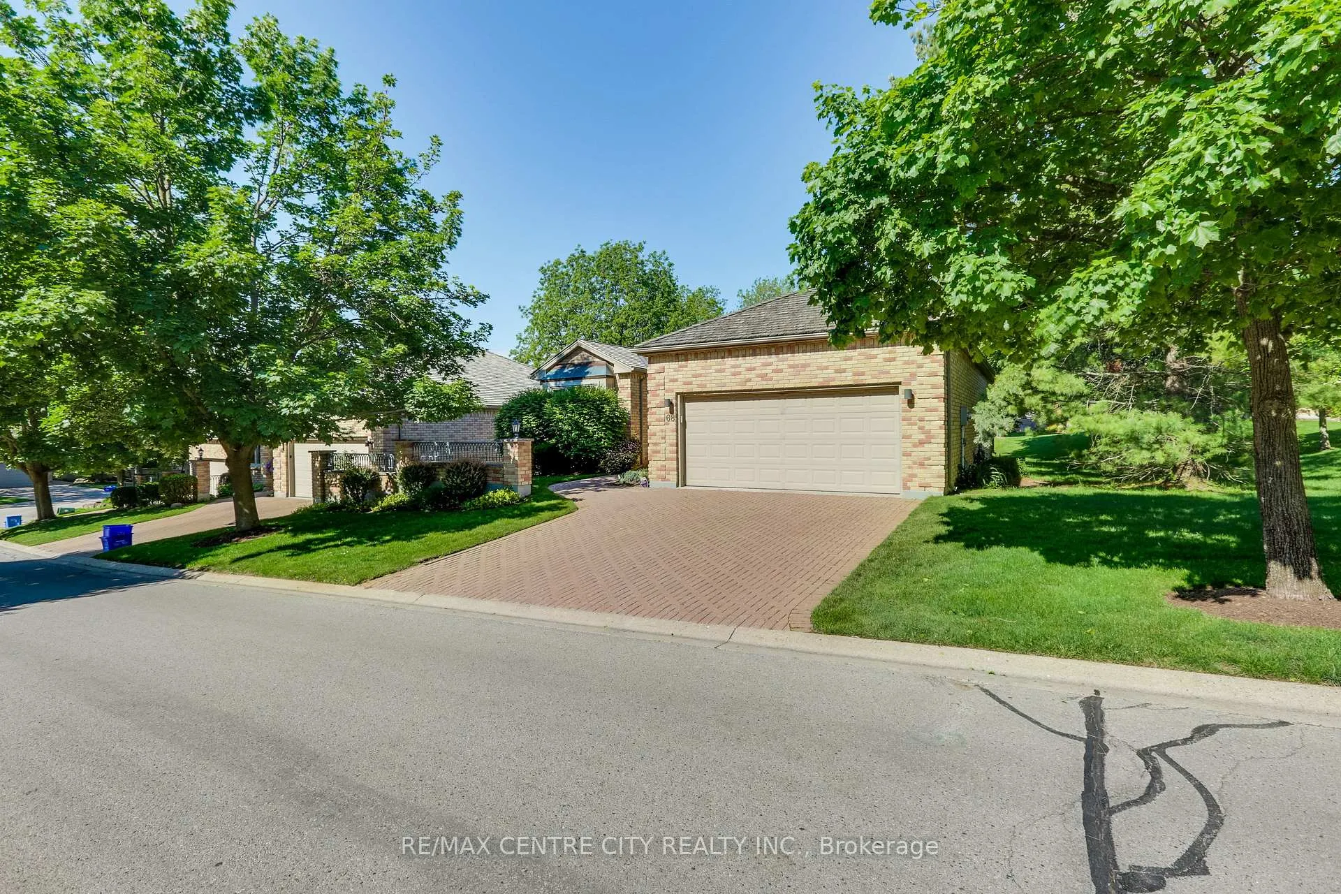 Photo 2 of Unit 68, 1040 Riverside Drive, London, North Q — HOMEH
