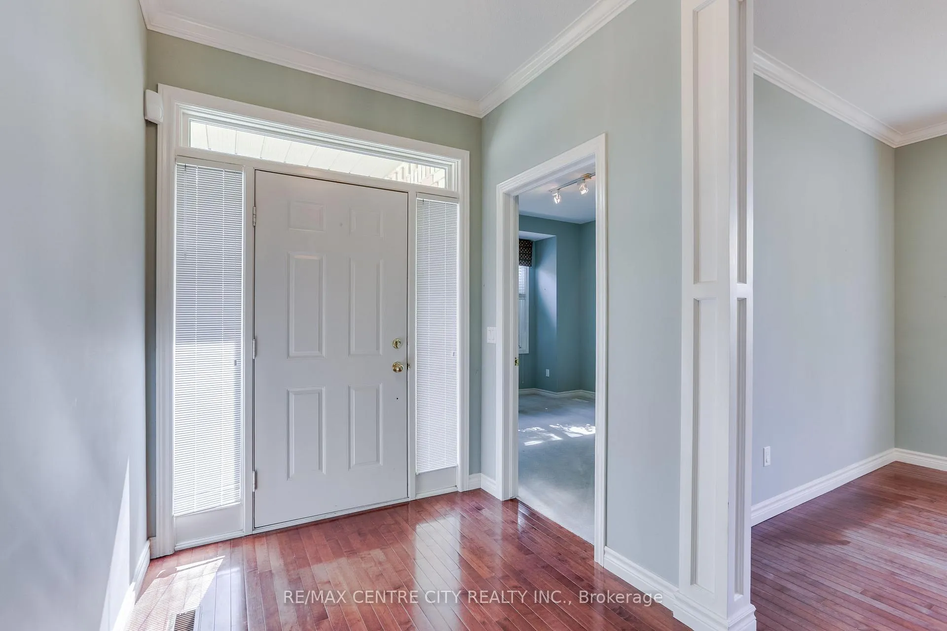 Photo 5 of Unit 68, 1040 Riverside Drive, London, North Q — HOMEH