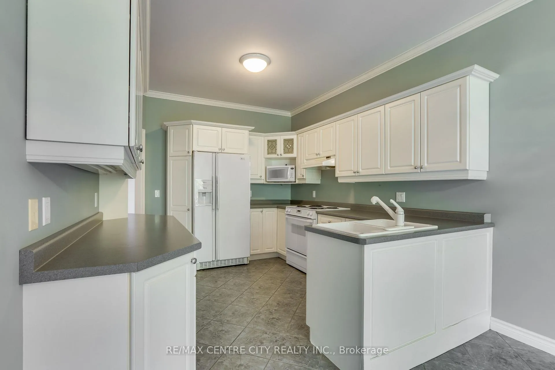 Photo 19 of Unit 68, 1040 Riverside Drive, London, North Q — HOMEH
