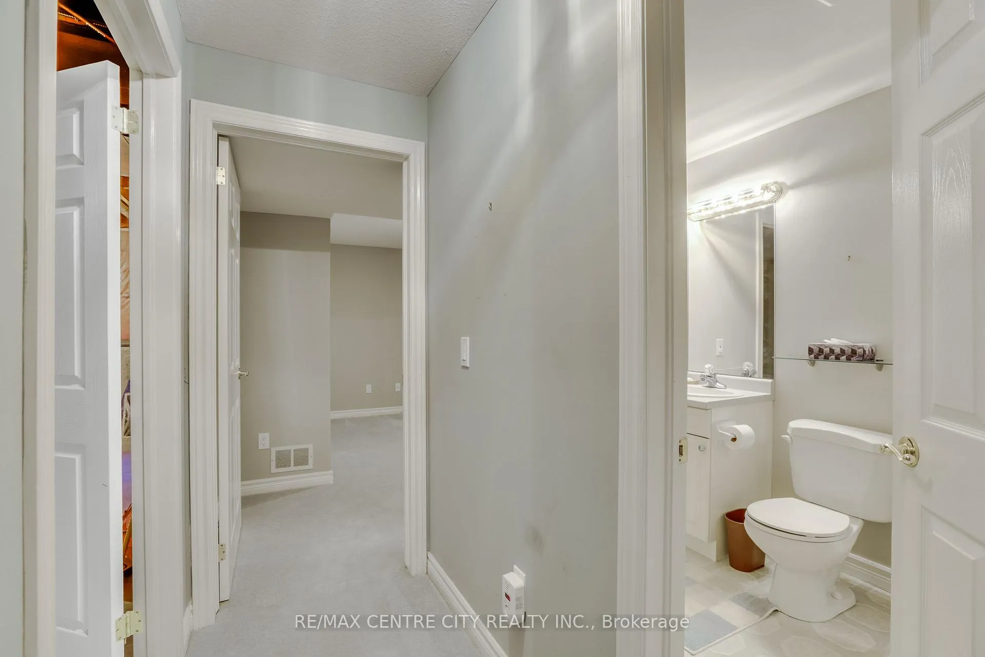 Photo 33 of Unit 68, 1040 Riverside Drive, London, North Q — HOMEH