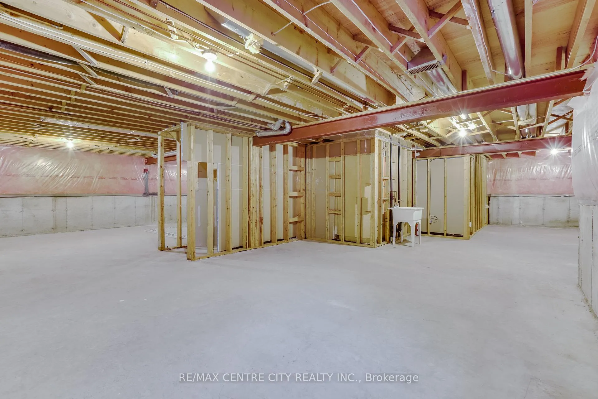 Photo 40 of Unit 68, 1040 Riverside Drive, London, North Q — HOMEH