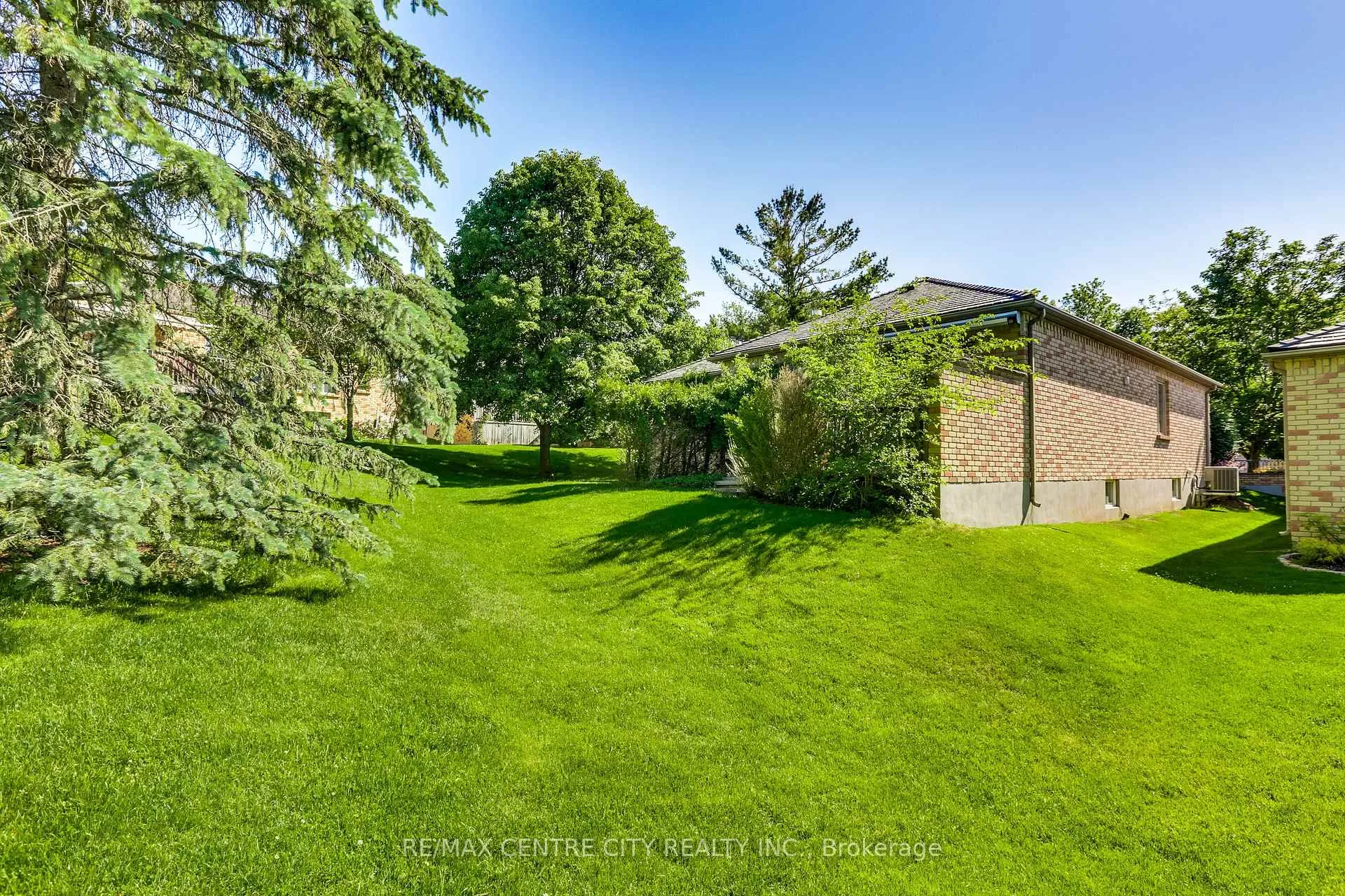 Photo 43 of Unit 68, 1040 Riverside Drive, London, North Q — HOMEH
