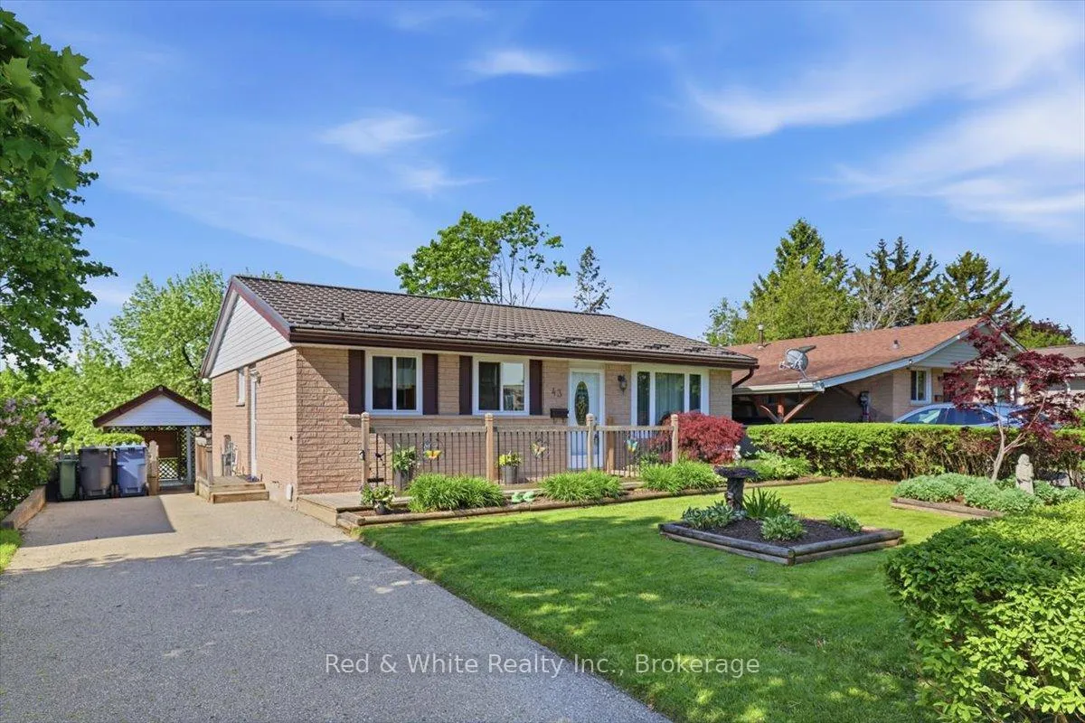 Photo 2 of 43 Mcilwraith Crescent, Guelph, Grange Road — HOMEH