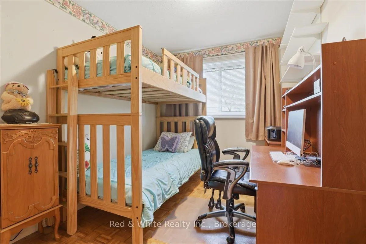 Photo 13 of 43 Mcilwraith Crescent, Guelph, Grange Road — HOMEH