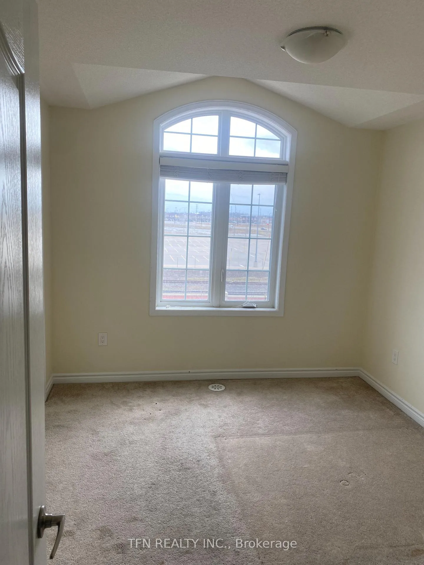 Photo 15 of 63 Baycliffe Crescent, Brampton, Northwest Brampton — HOMEH