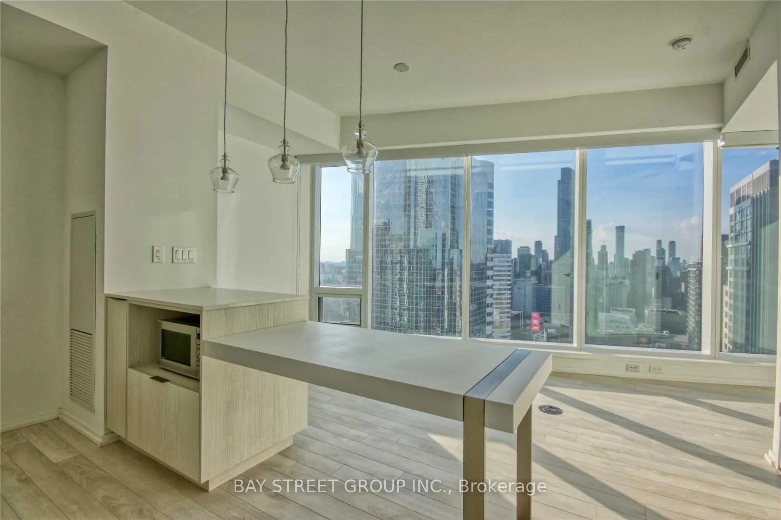 Photo 2 of Unit 3313, 197 Yonge Street, Toronto, Church-Yonge Corridor — HOMEH