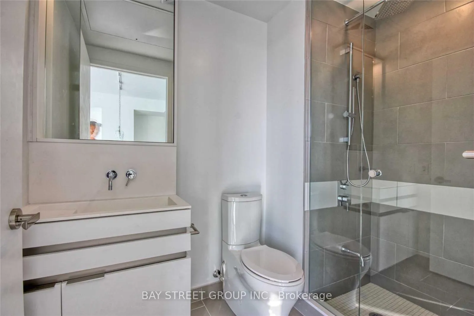 Photo 6 of Unit 3313, 197 Yonge Street, Toronto, Church-Yonge Corridor — HOMEH