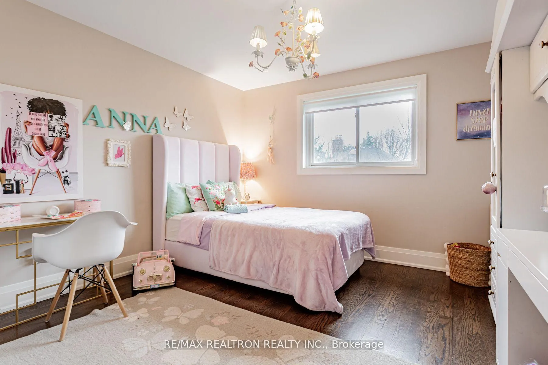 Photo 13 of 442 Mill Street, Richmond Hill, Mill Pond — HOMEH