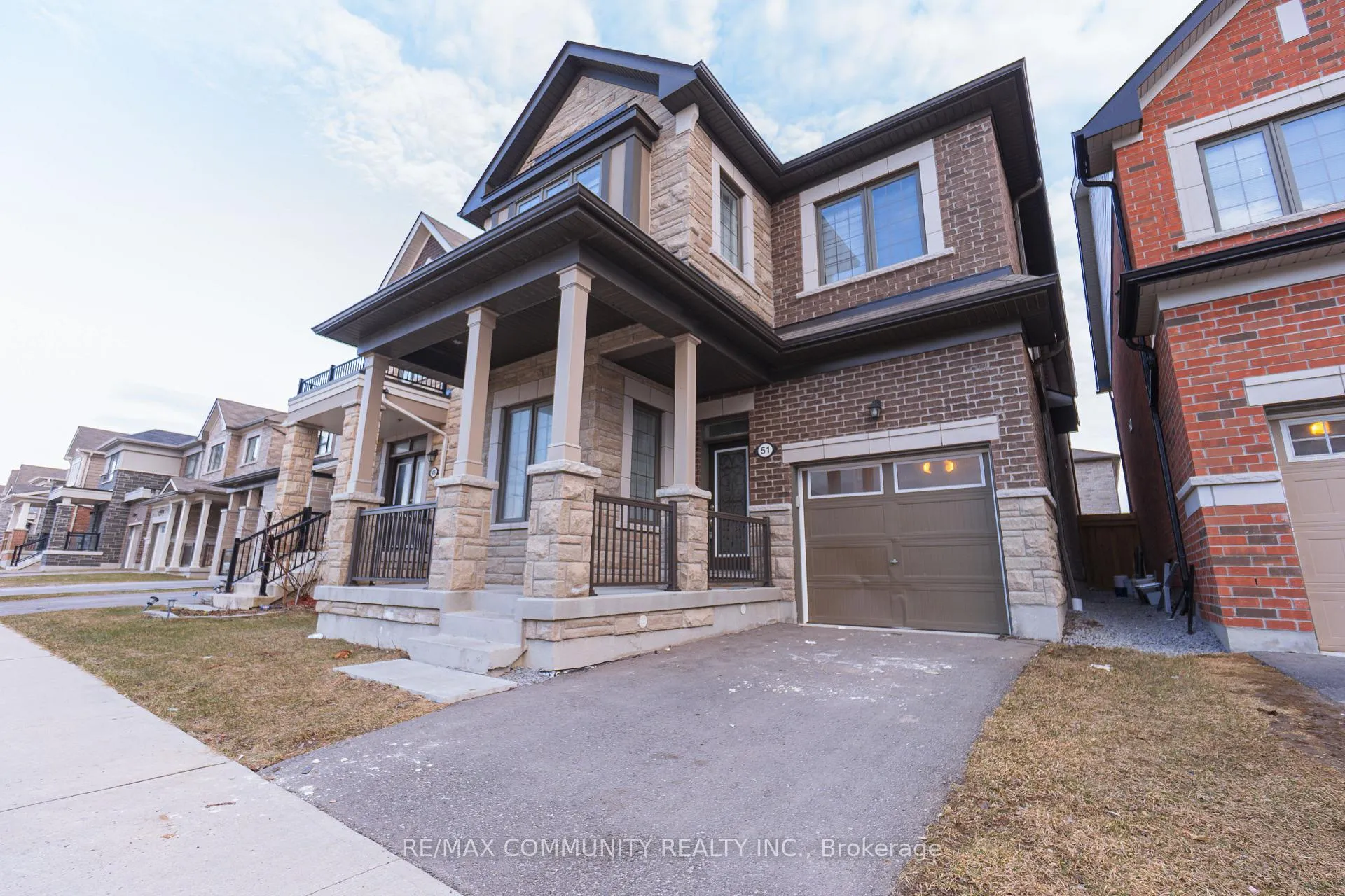 Photo 2 of 51 Cisco Drive, Whitby, Lynde Creek — HOMEH
