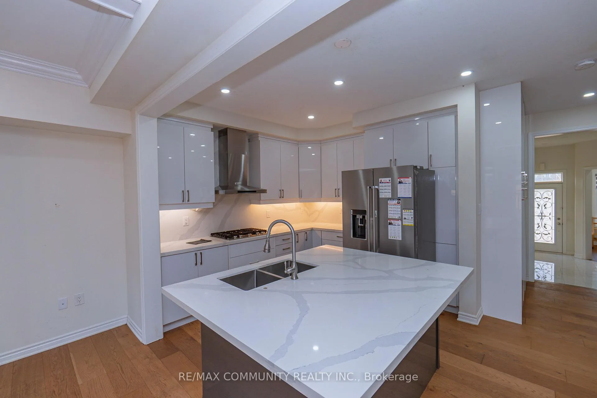 Photo 7 of 51 Cisco Drive, Whitby, Lynde Creek — HOMEH
