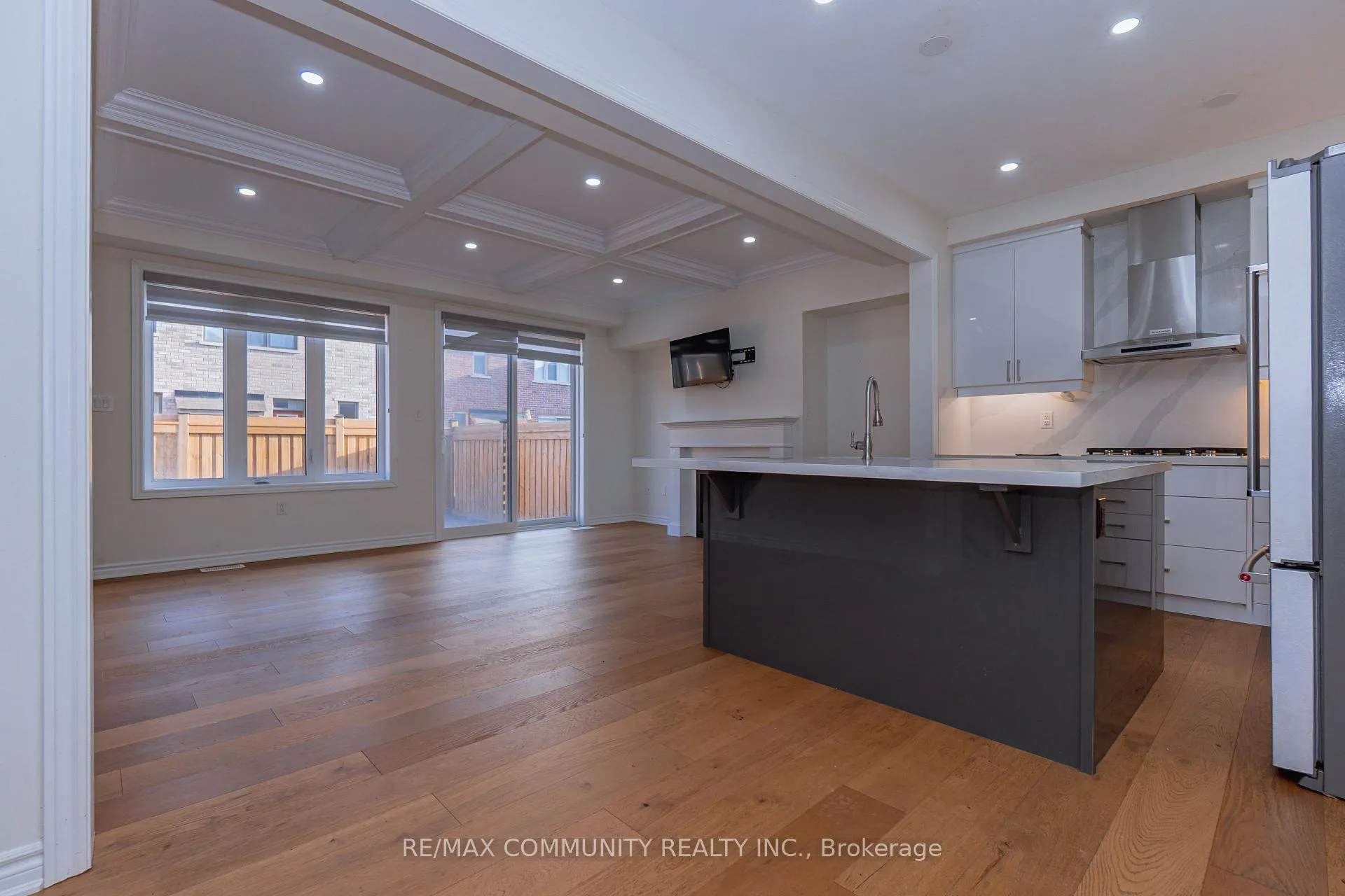 Photo 8 of 51 Cisco Drive, Whitby, Lynde Creek — HOMEH
