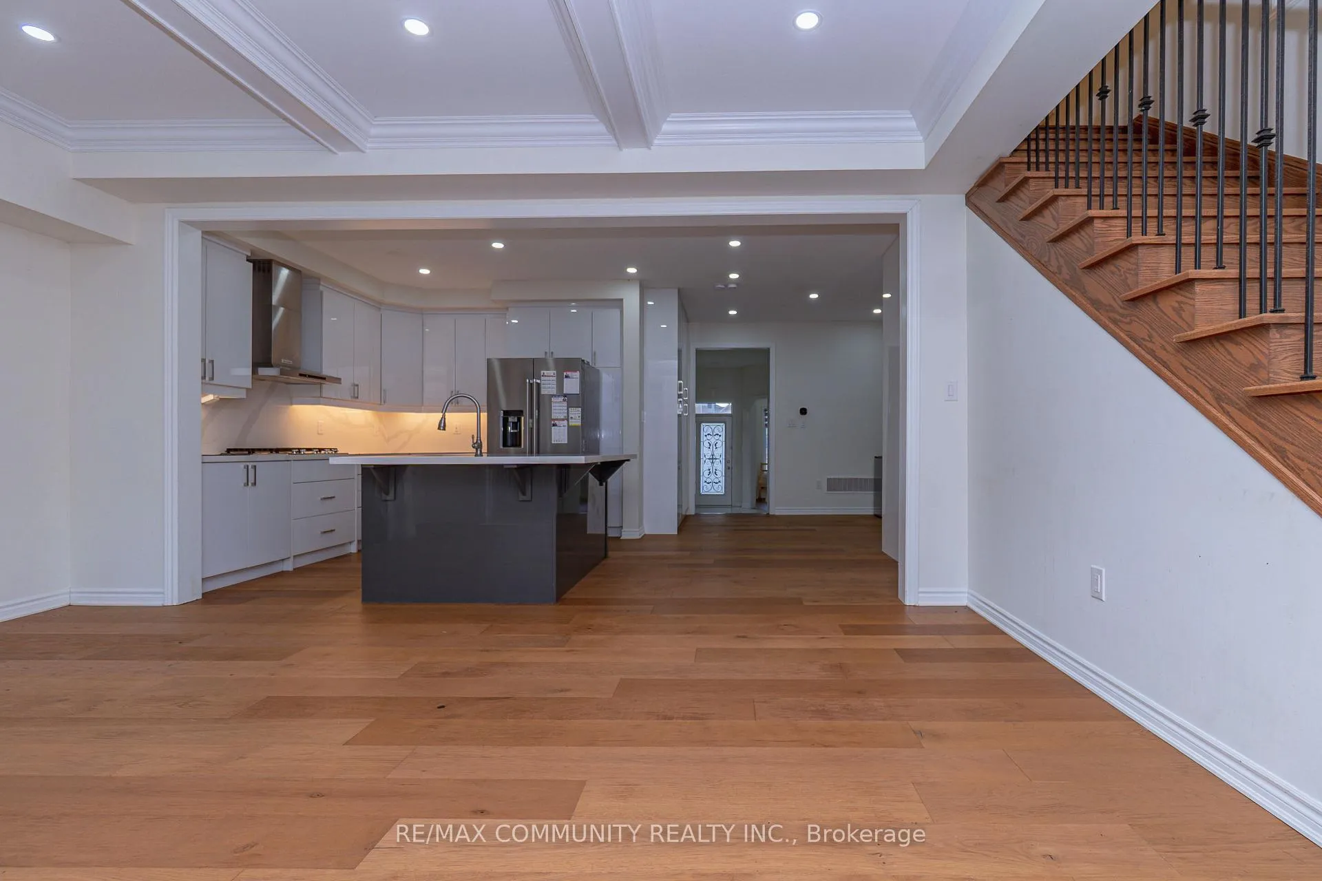 Photo 9 of 51 Cisco Drive, Whitby, Lynde Creek — HOMEH