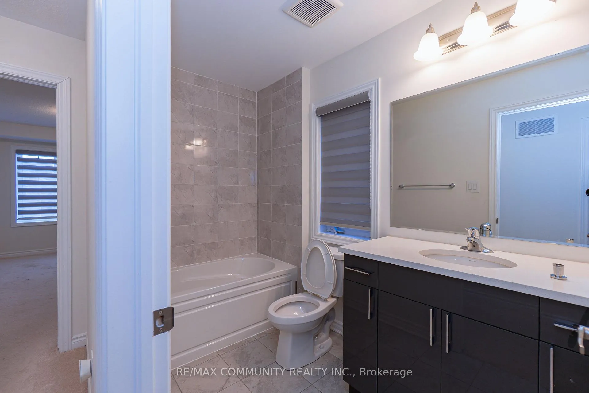 Photo 16 of 51 Cisco Drive, Whitby, Lynde Creek — HOMEH