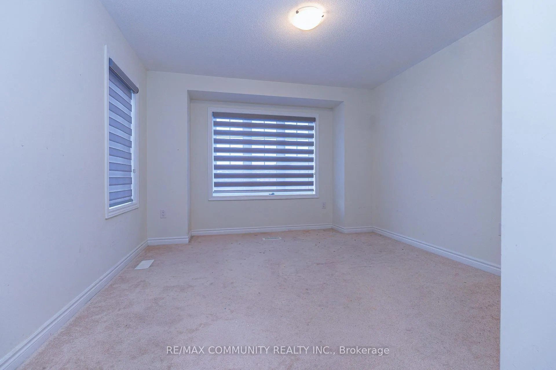 Photo 19 of 51 Cisco Drive, Whitby, Lynde Creek — HOMEH