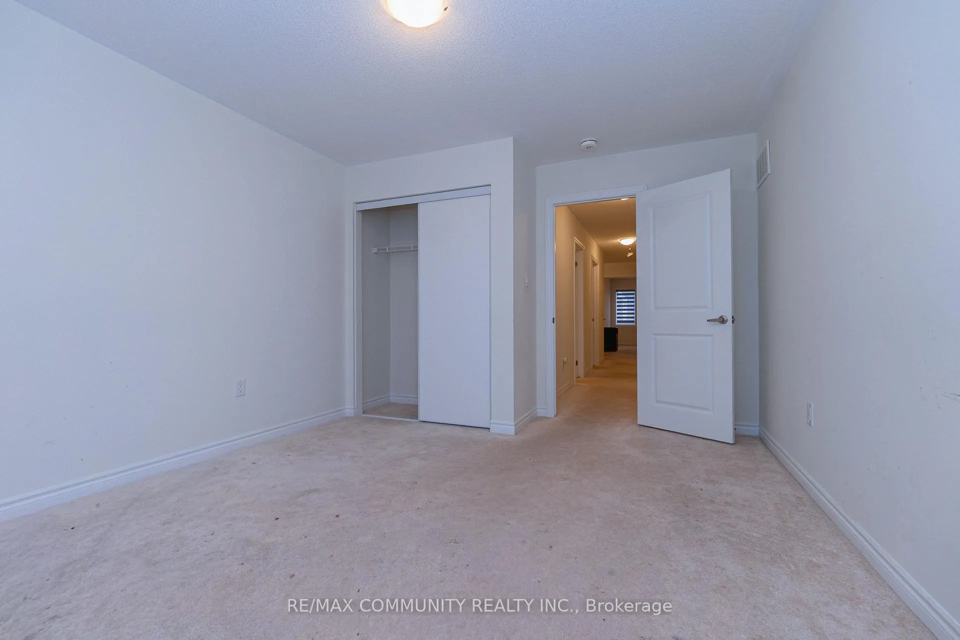 Photo 21 of 51 Cisco Drive, Whitby, Lynde Creek — HOMEH
