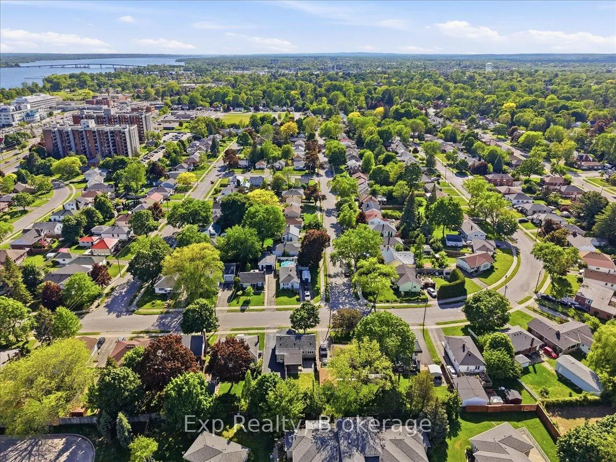 Photo 35 of 110 Hastings Drive, Belleville, Belleville Ward — HOMEH