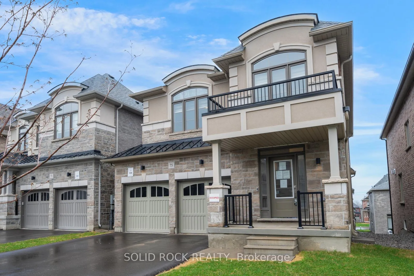 Photo 2 of 75 Ed Ewert Avenue, Clarington, Newcastle — HOMEH