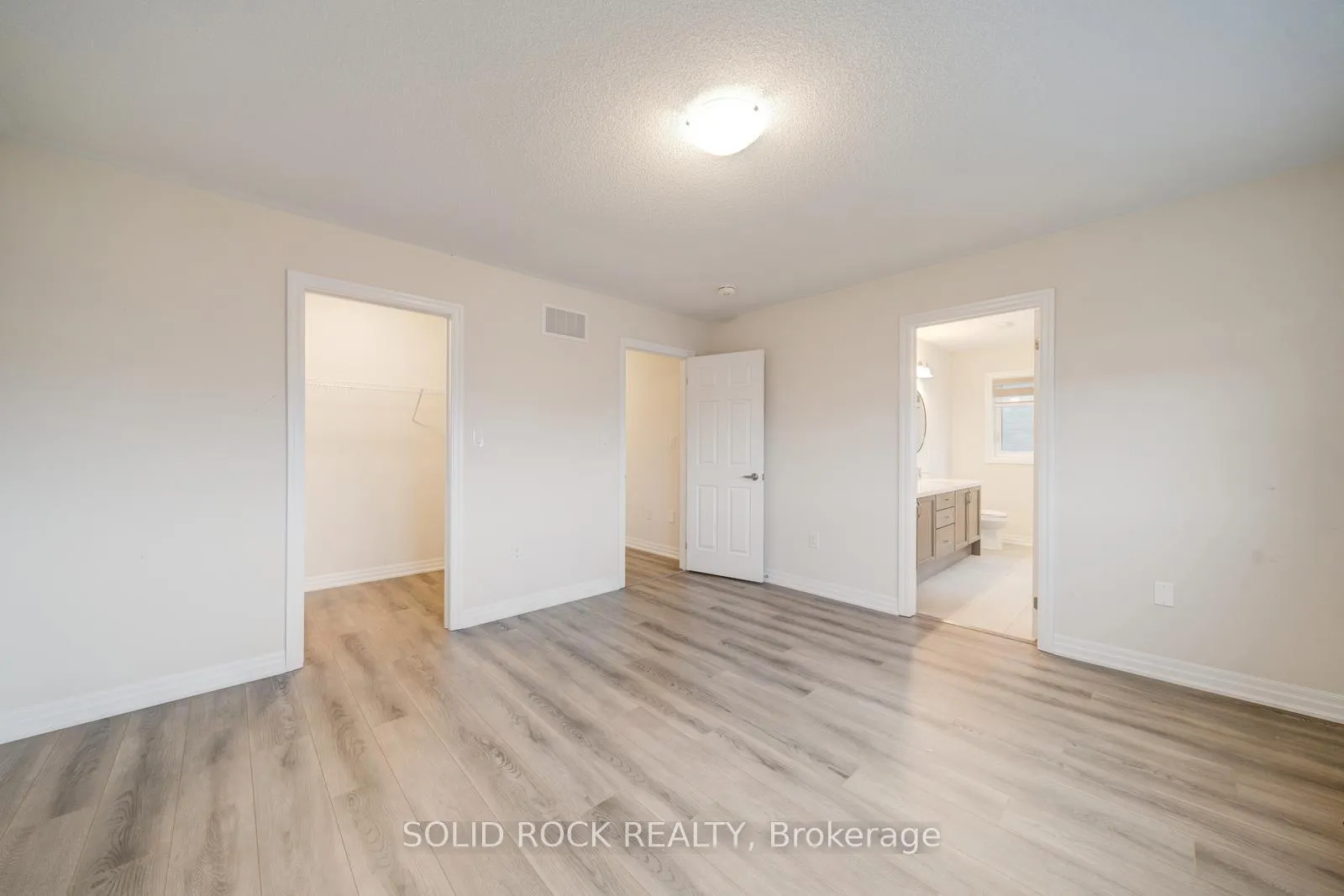 Photo 26 of 75 Ed Ewert Avenue, Clarington, Newcastle — HOMEH