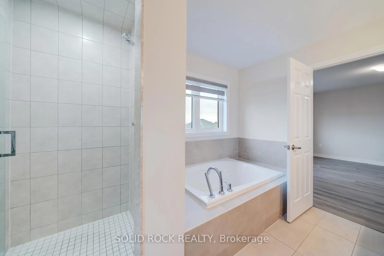 Photo 28 of 75 Ed Ewert Avenue, Clarington, Newcastle — HOMEH