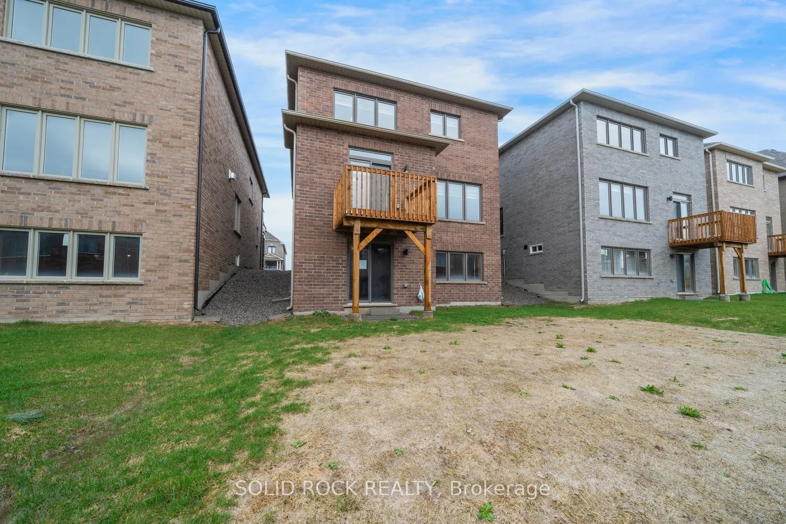 Photo 39 of 75 Ed Ewert Avenue, Clarington, Newcastle — HOMEH