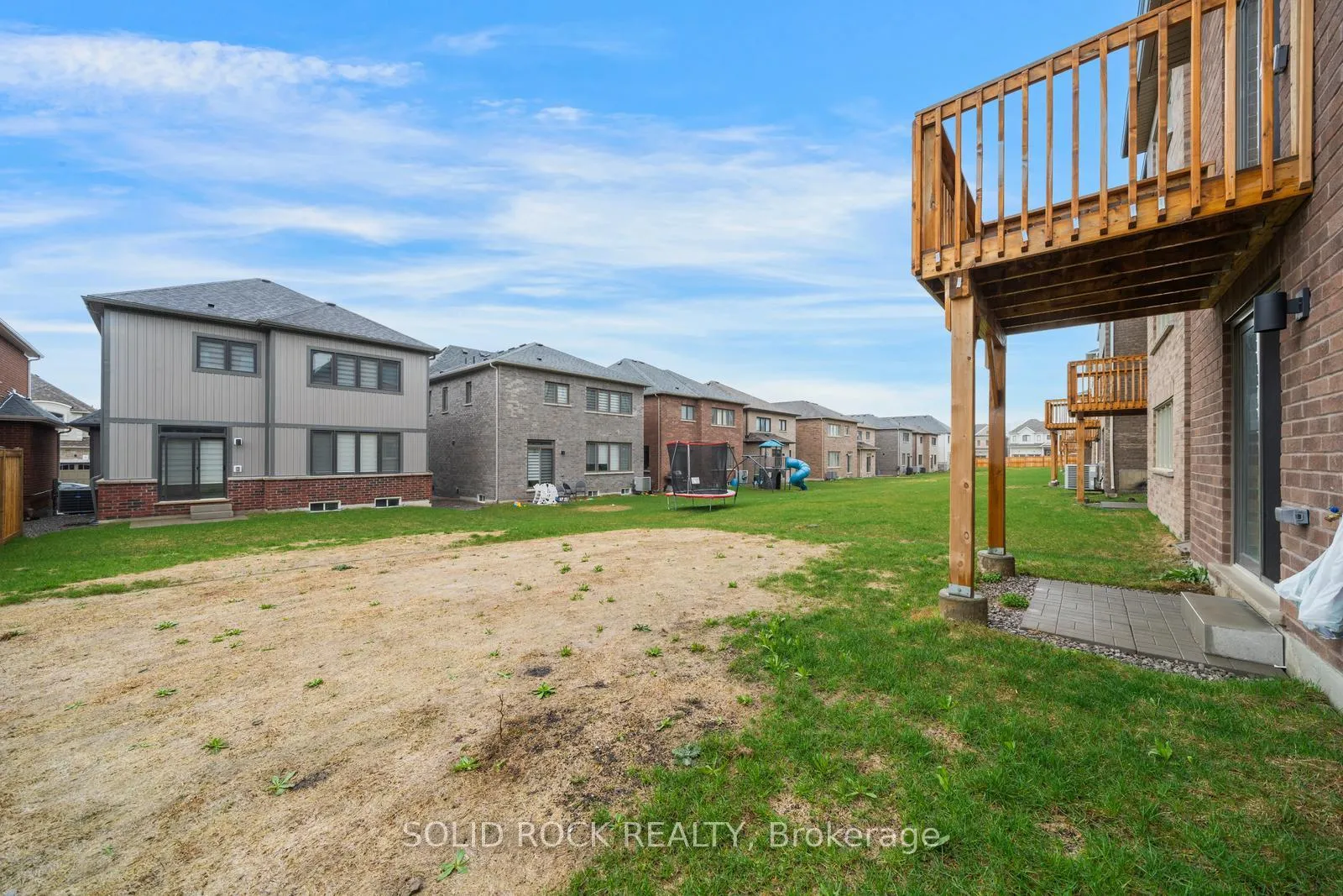 Photo 41 of 75 Ed Ewert Avenue, Clarington, Newcastle — HOMEH