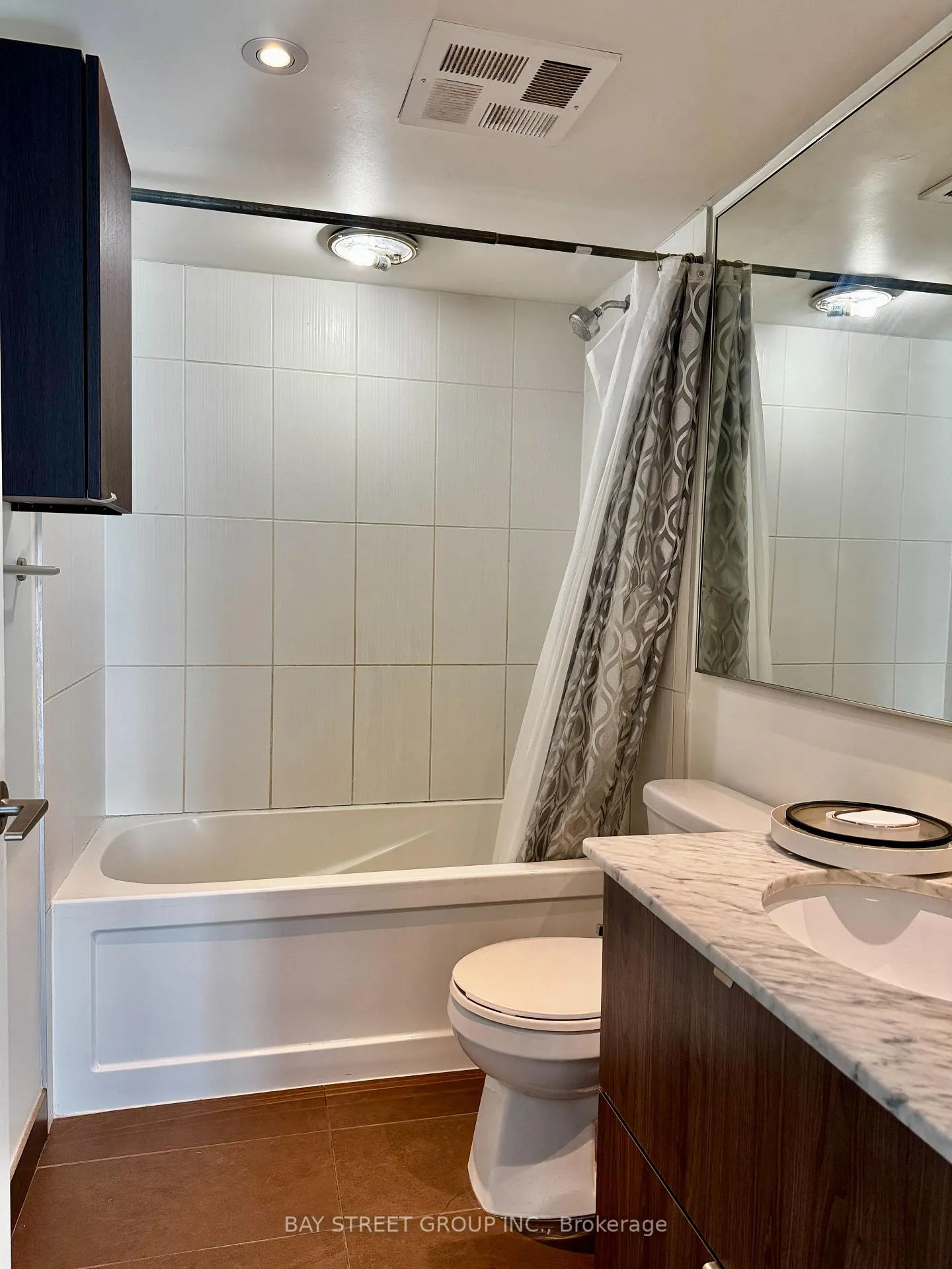 Photo 2 of Unit 409, 170 Fort York Boulevard, Toronto, Waterfront Communities — HOMEH