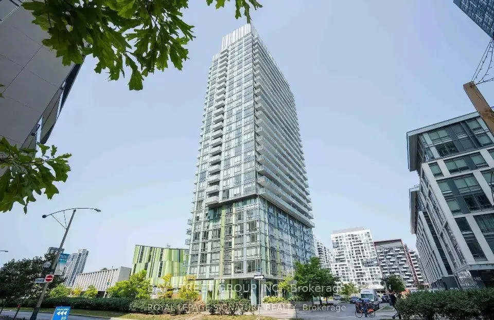 Photo 10 of Unit 409, 170 Fort York Boulevard, Toronto, Waterfront Communities — HOMEH