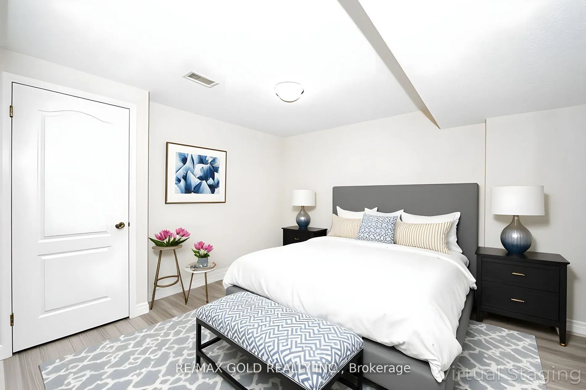 Photo 22 of 321 Queen Mary Drive, Brampton, Fletcher's Meadow — HOMEH
