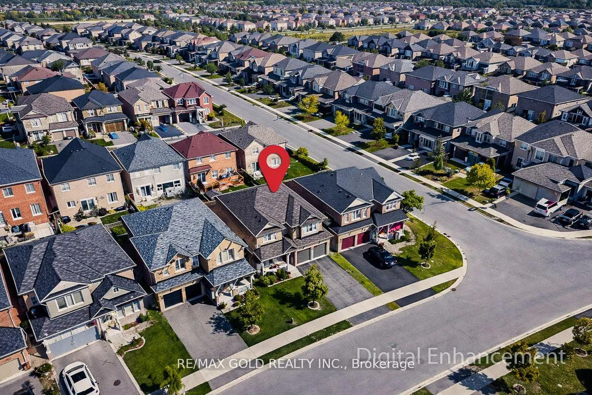 Photo 24 of 321 Queen Mary Drive, Brampton, Fletcher's Meadow — HOMEH