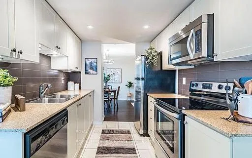 Photo 16 of Unit 1602, 9 George Street N, Brampton, Downtown Brampton — HOMEH
