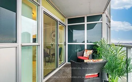 Photo 20 of Unit 1602, 9 George Street N, Brampton, Downtown Brampton — HOMEH