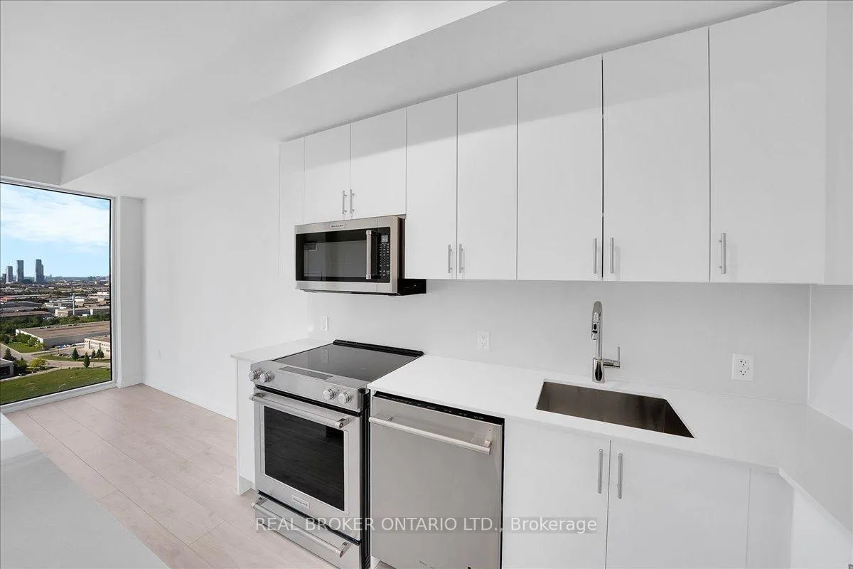 Photo 19 of Unit 2004, 27 Korda Gate, Vaughan, Vellore Village — HOMEH