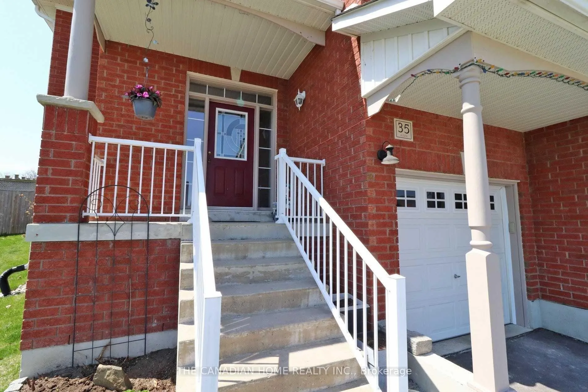 Photo 5 of 35 Cousins Street, Clarington, Courtice — HOMEH