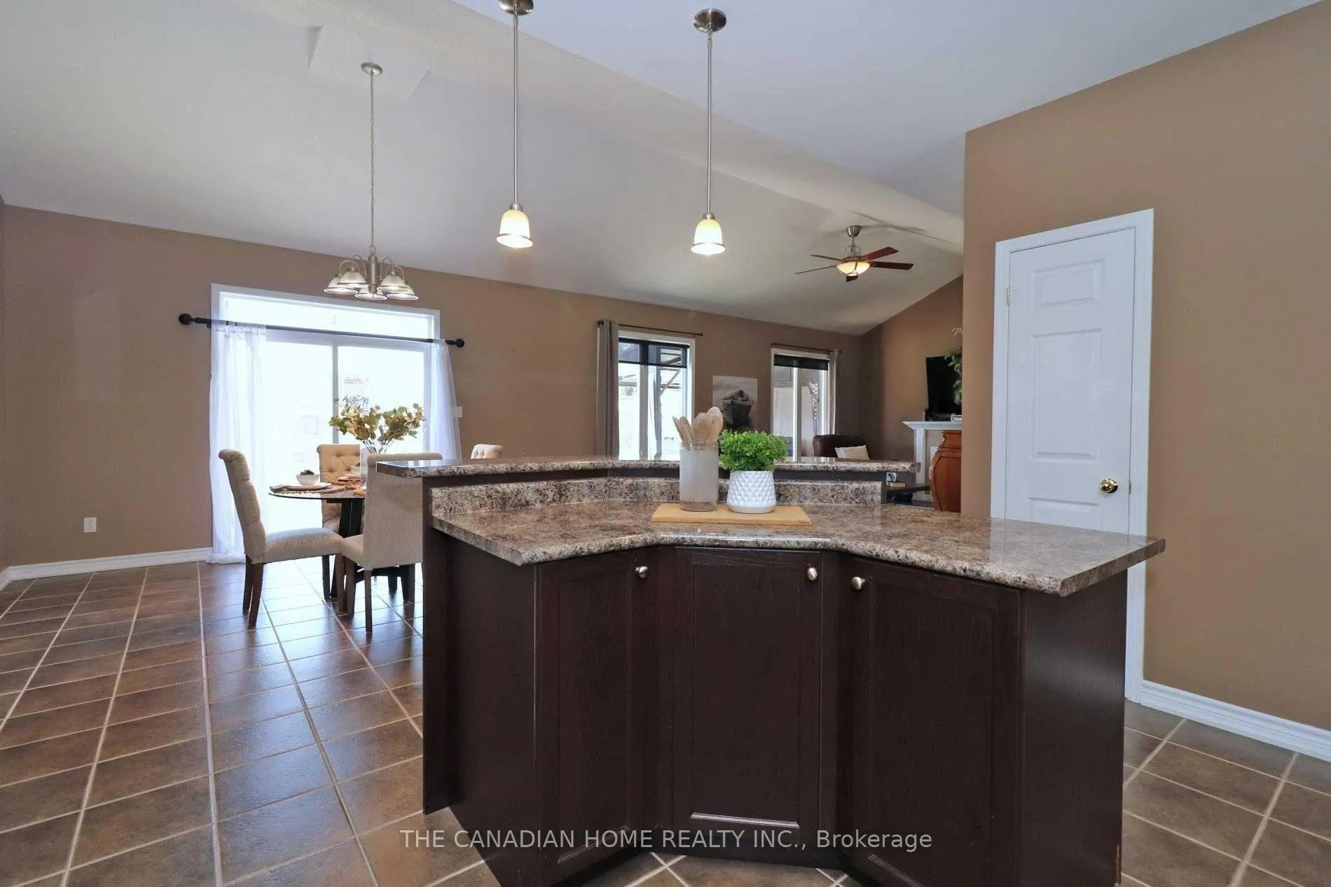 Photo 11 of 35 Cousins Street, Clarington, Courtice — HOMEH