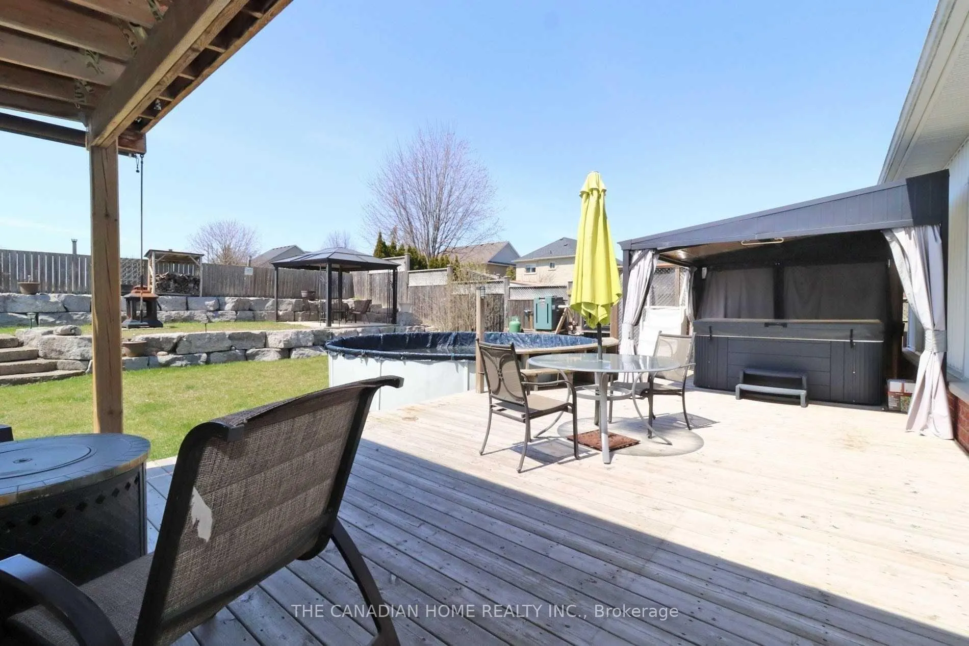 Photo 25 of 35 Cousins Street, Clarington, Courtice — HOMEH
