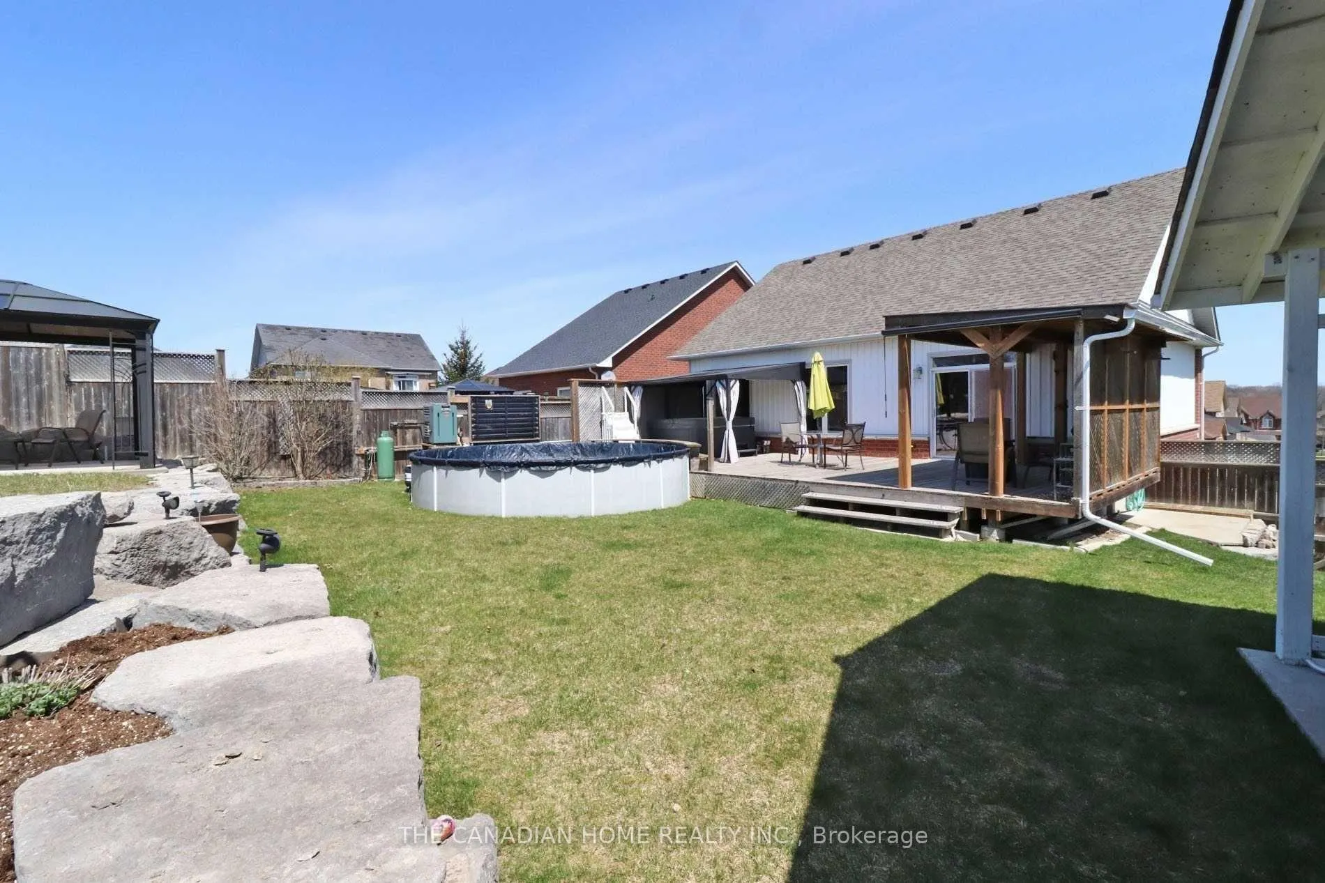 Photo 29 of 35 Cousins Street, Clarington, Courtice — HOMEH