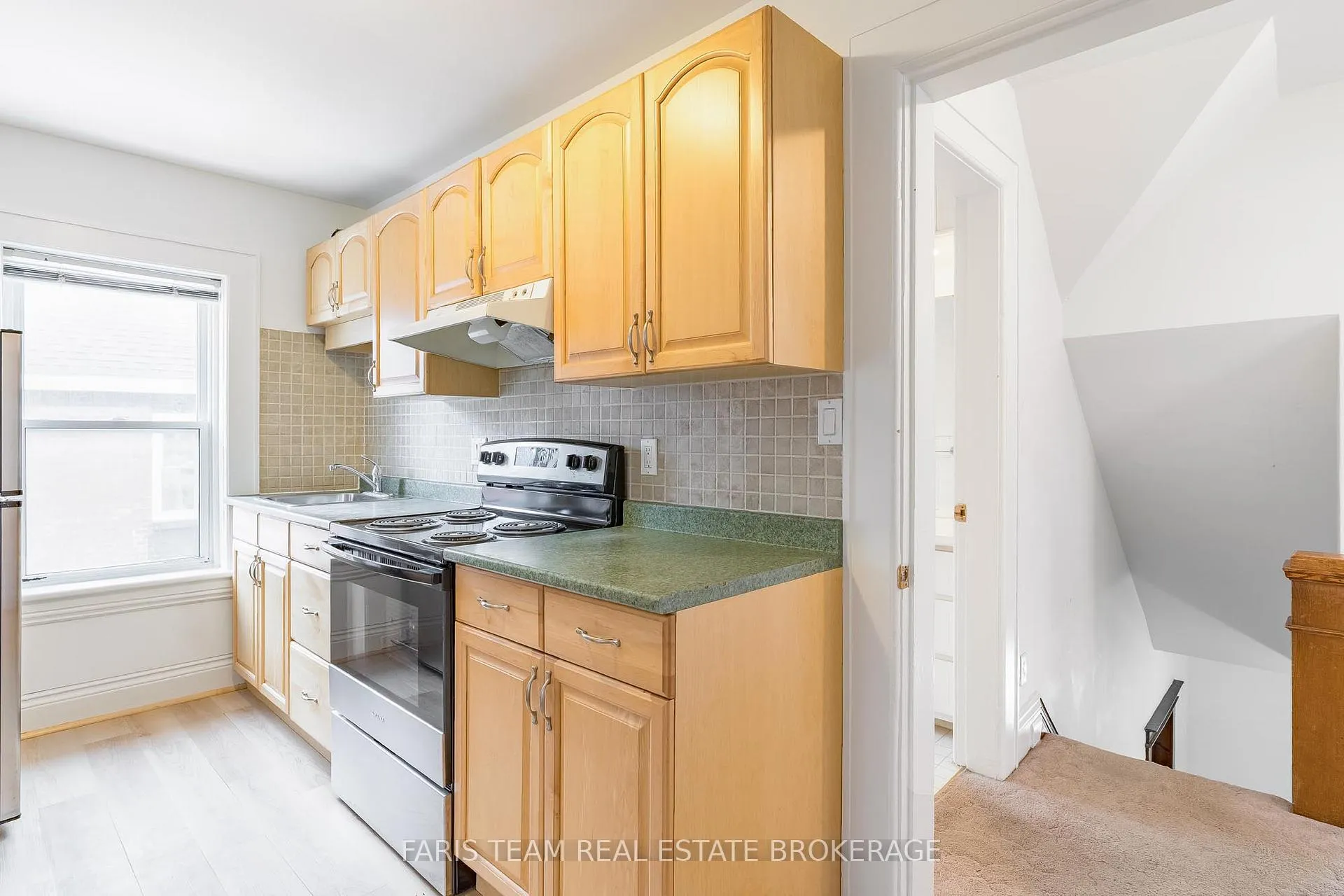 Photo 5 of 240 Laclie Street, Orillia — HOMEH